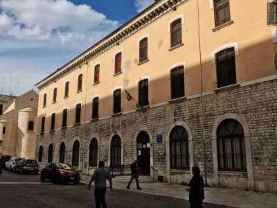 Gli antichi edifici scolastici di Bari